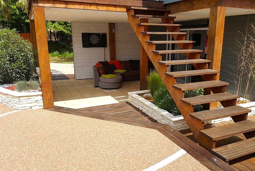 Transformez votre terrasse en espace de vie moderne avec Hydrostar®, la résine drainante haut de gamme posée à Aix-en-Provence