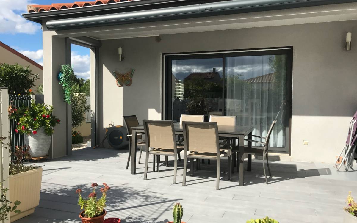 Profitez d’une terrasse durable et esthétique grâce au Boibé®, l’alternative béton effet bois à Aix-en-Provence