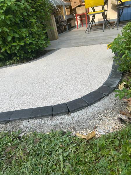 Sublimez votre terrasse avec résine naturelle Mineralstar et gravier aggloméré à Aix‑en‑Provence