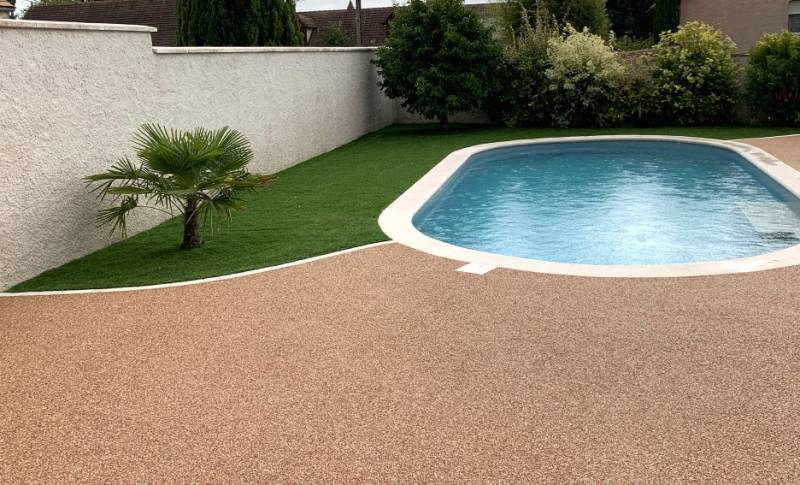 Créez un espace naturel sans entretien avec le gazon synthétique DM Green® à Aix-en-Provence