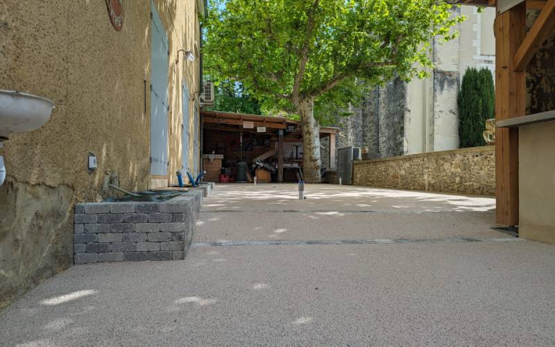 Mineralstar®, la résine naturelle idéale pour vos terrasses existantes par Daniel Moquet Aix-en-Provence.