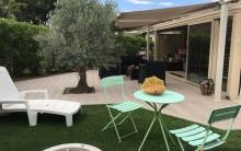 Notre zone d'activité pour ce service Terrasse en béton désactivé à Lambesc 13410, Bouches-du-Rhône : surface texturée et pose artisanale – 2026